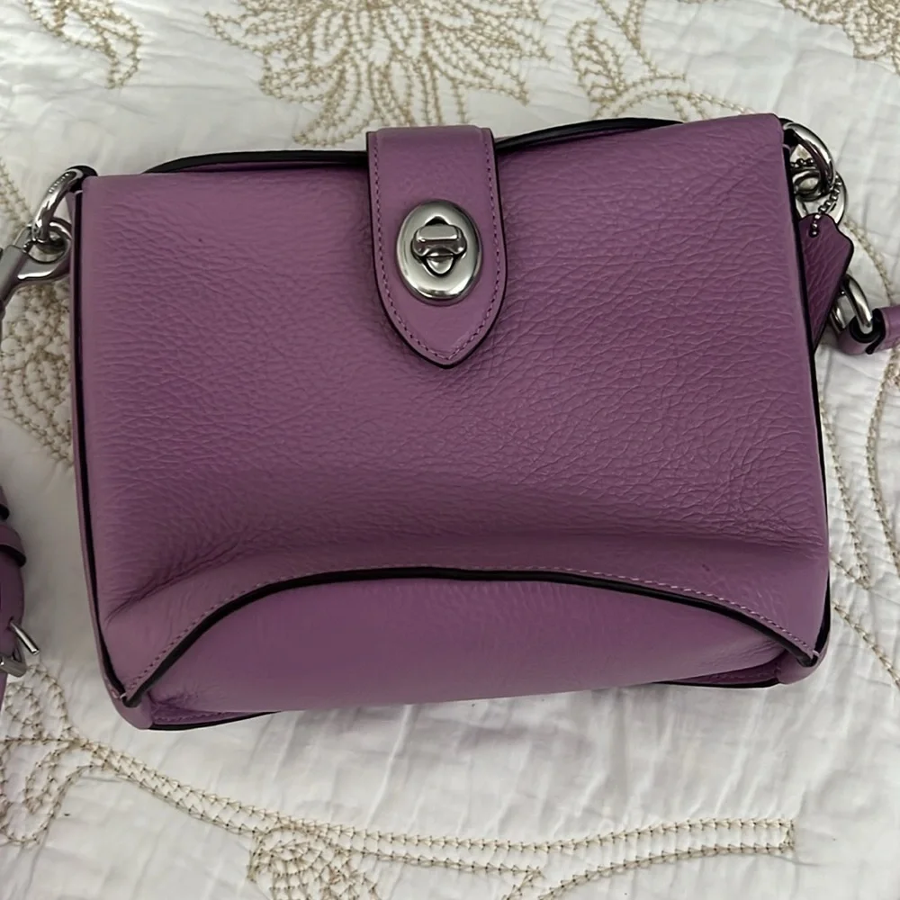 RARE Coach Addie Lavender Leather Crossbody Bag small - Picture 8 of 15